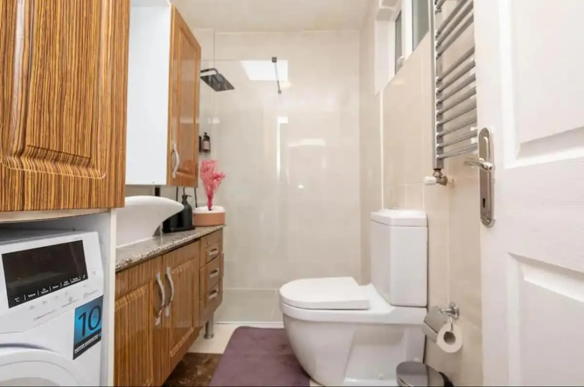 Bosphorus View With 3 Bedrooms Istanbul Apartment