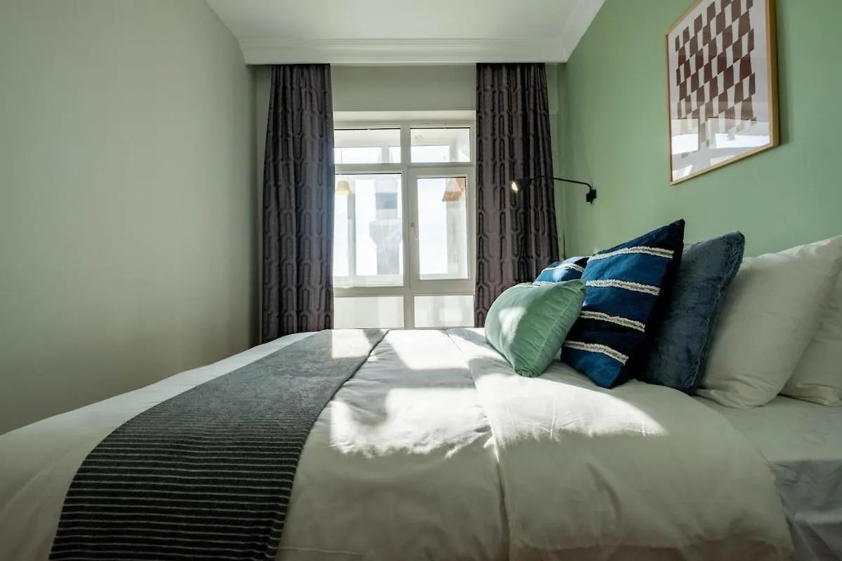 Bosphorus View With 3 Bedrooms Istanbul